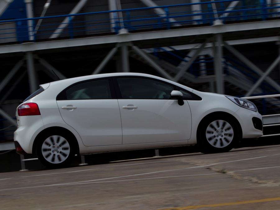  Kia Rio 5-Door EcoDynamics 2011 года  (фото 23 из 27)